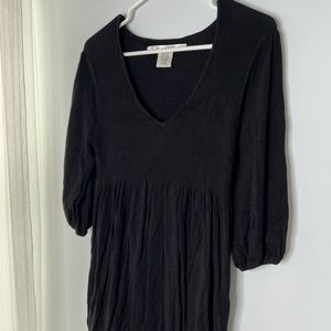 Size M Stretchy soft blouse